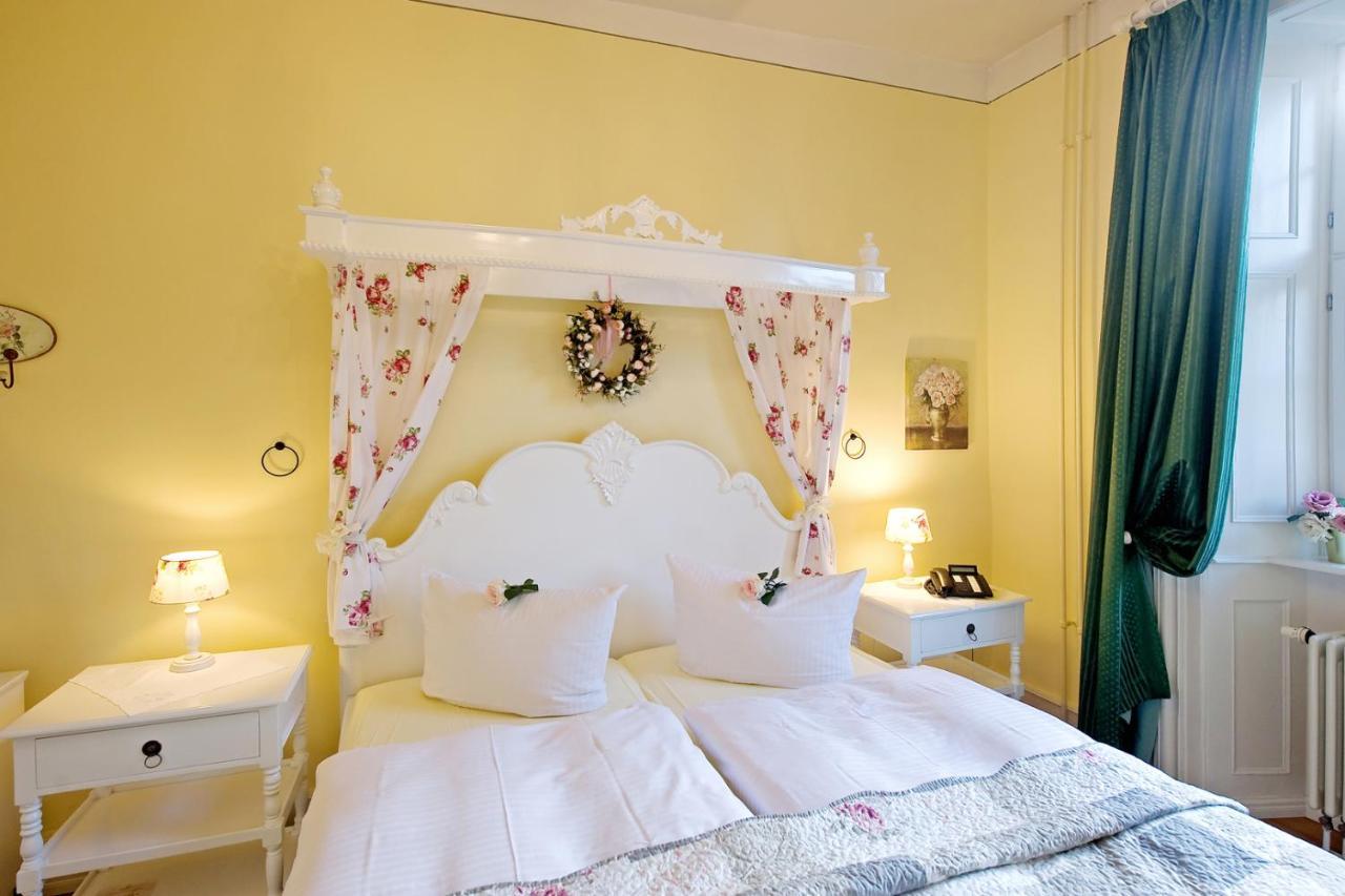 Schlosshotelgedern エクステリア 写真