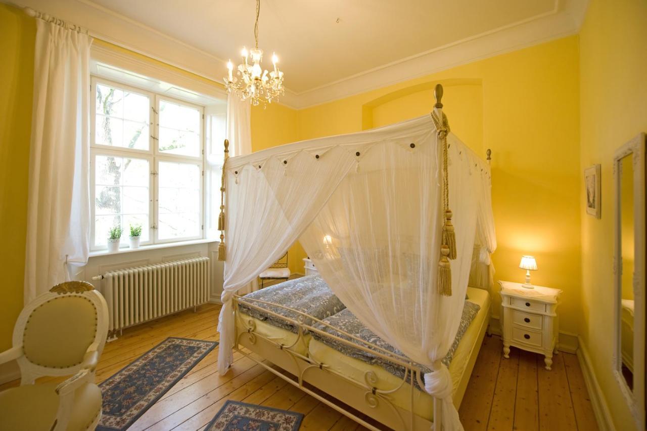 Schlosshotelgedern エクステリア 写真